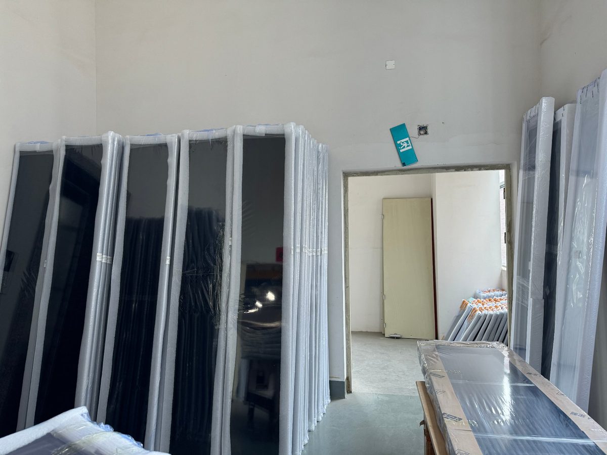 推拉门成品托盘打包实拍